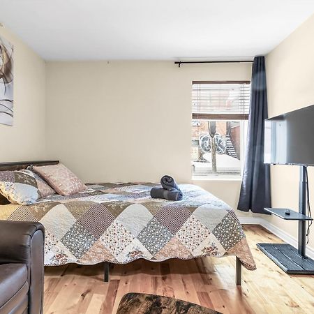 Beautiful 3-Bedrooms In Heart Of Plateau Mont-Royal Montréal Kültér fotó
