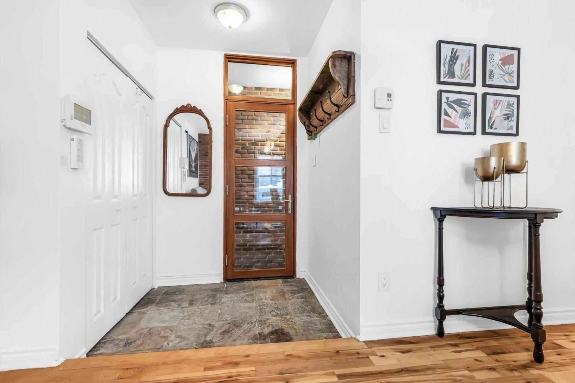 Beautiful 3-Bedrooms In Heart Of Plateau Mont-Royal Montréal Kültér fotó