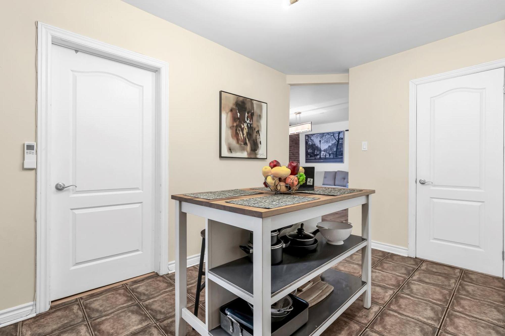 Beautiful 3-Bedrooms In Heart Of Plateau Mont-Royal Montréal Kültér fotó