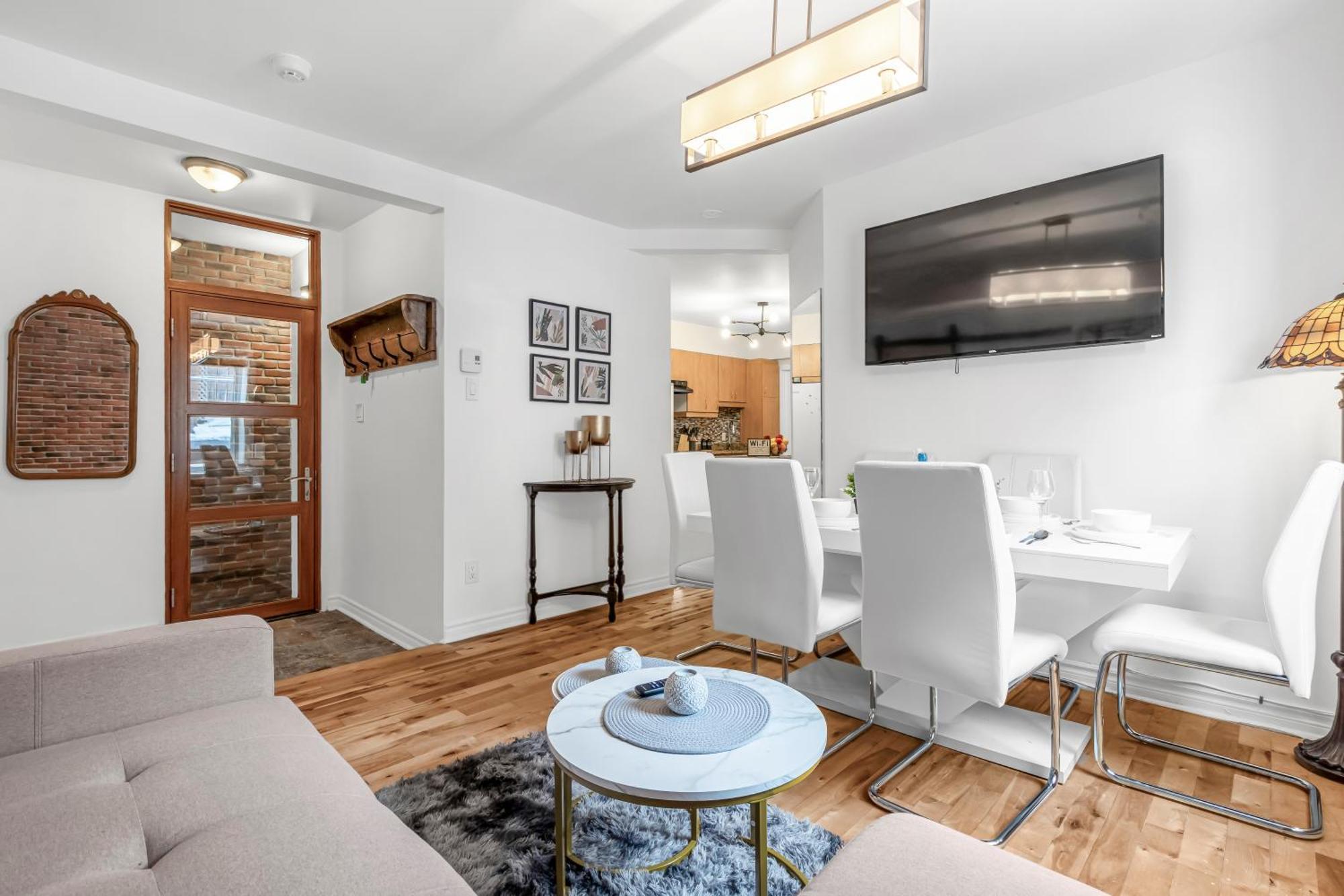 Beautiful 3-Bedrooms In Heart Of Plateau Mont-Royal Montréal Kültér fotó